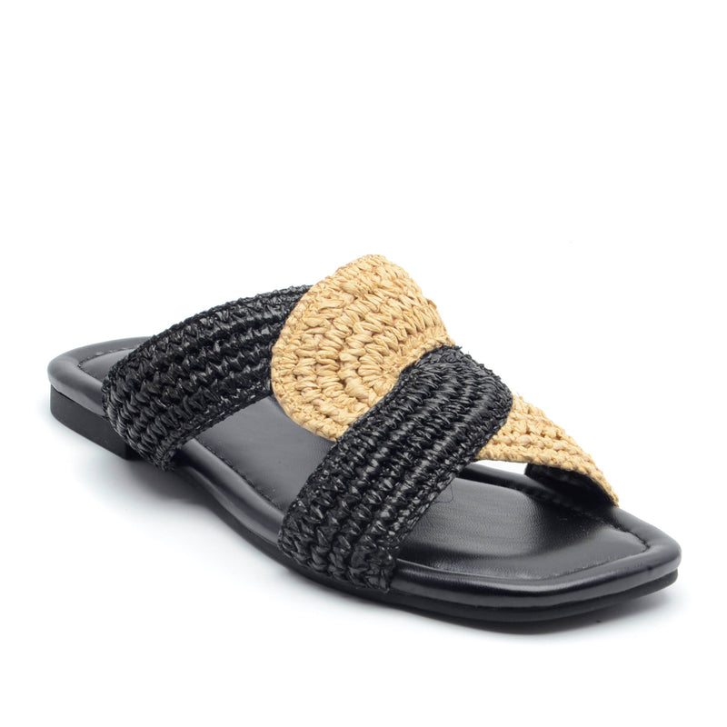 Quara Flat Sandals